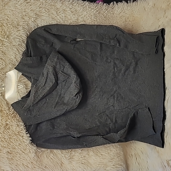 Boys, Puma, Long Sleeve shirt with hood, Size 7 - Picture 2 of 3